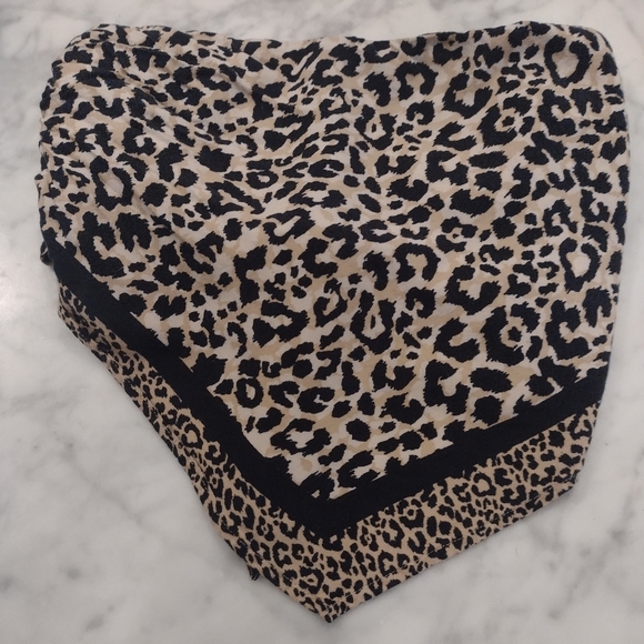 Cheetah print bandana halter top - Picture 1 of 2